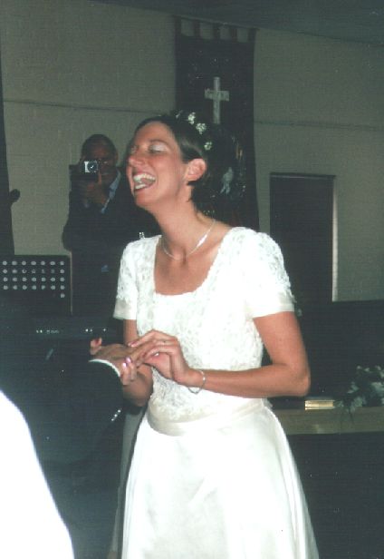 Ingrid puts the ring on! (click for larger version)